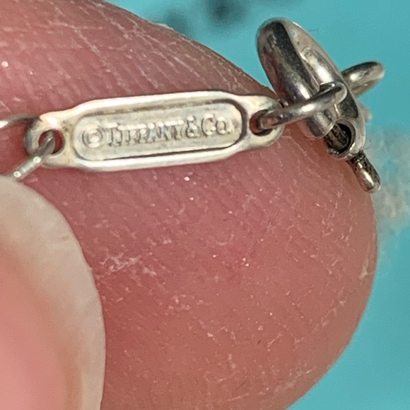 Authentic Tiffany and co I Run To Be Sterling silver pendant - Picture 2 of 6